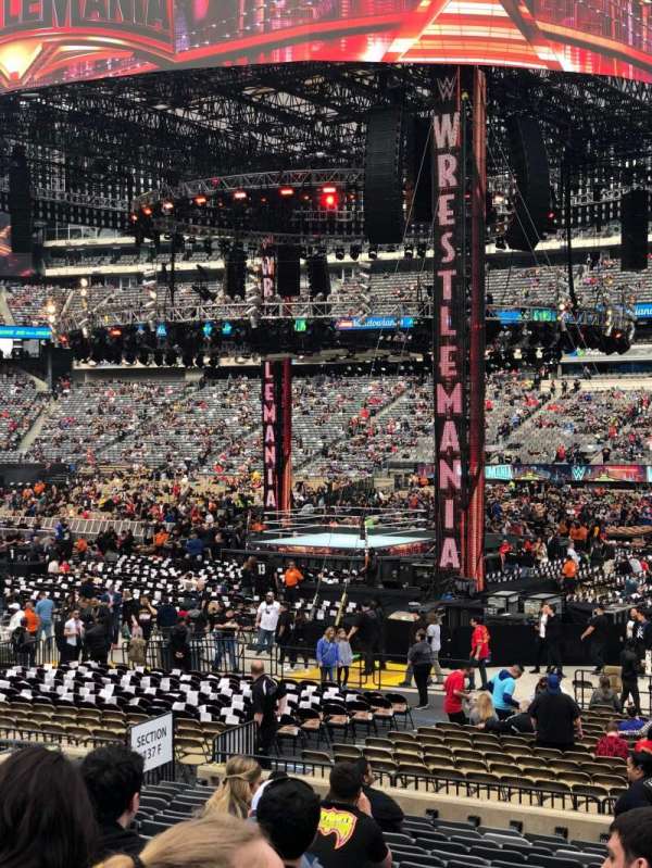 MetLife Stadium, section: 135, row: 17, seat: 13
