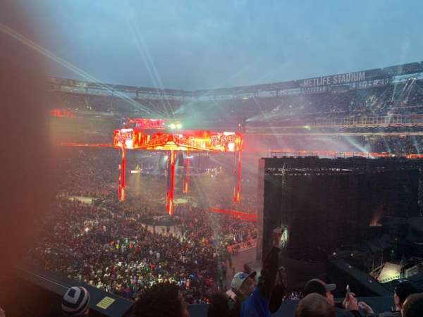 MetLife Stadium, section: 207A, row: 4, seat: 8