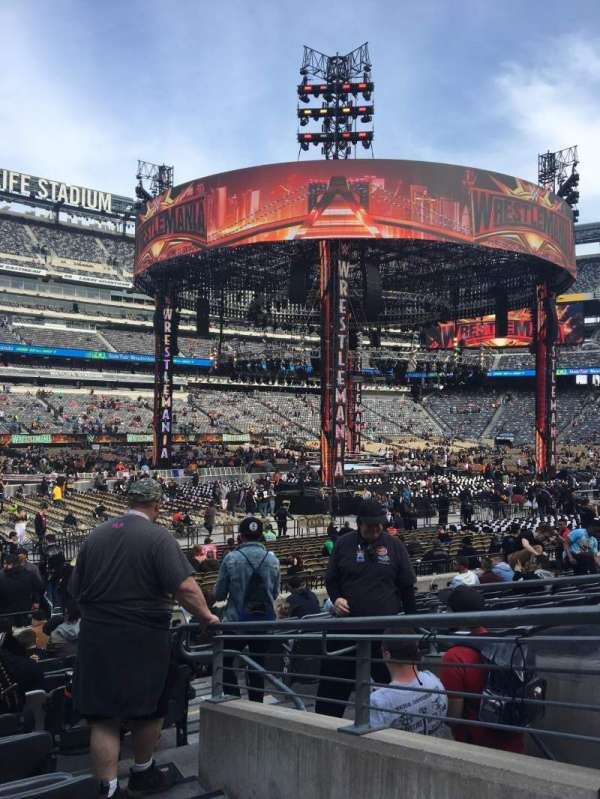 MetLife Stadium, section: 143, row: 13, seat: 1