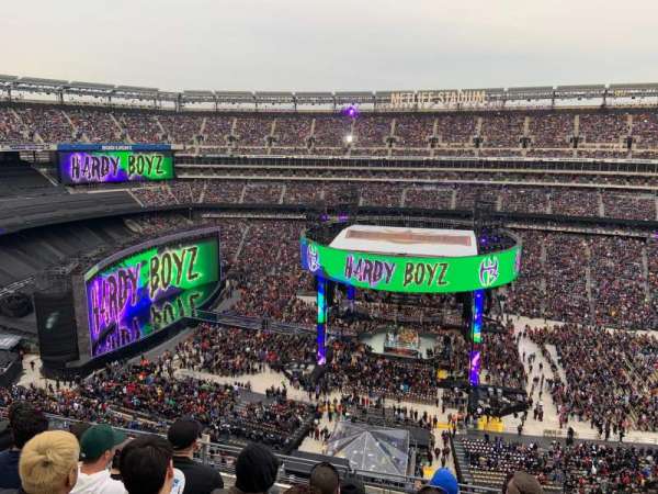 MetLife Stadium, section: 338, row: 9, seat: 7
