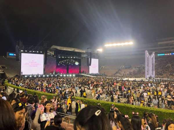 Rose Bowl, section: 7-L, row: 10, seat: 16