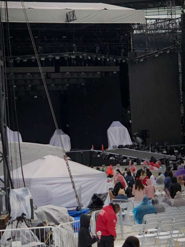 Soldier Field, section: 132, row: 3, seat: 4