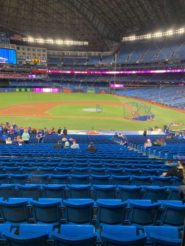 Rogers Centre, section: 126R, row: A, seat: 9
