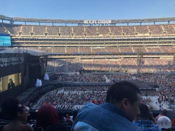 MetLife Stadium, section: 240, row: 8, seat: 15