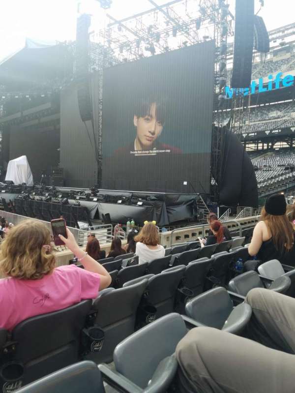 Metlife Stadium, section: 111A, row: 6, seat: 12