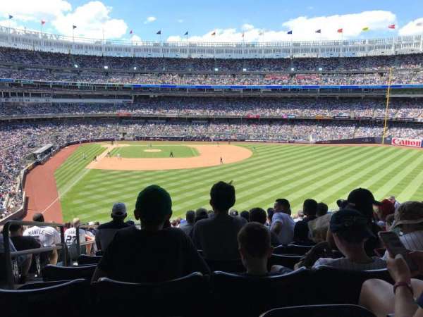 Yankee Stadium, section: 205, row: 19, seat: 31