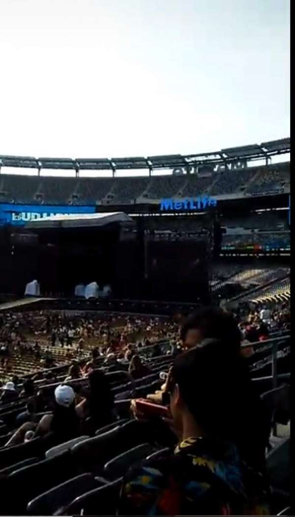 MetLife Stadium, section: 116, row: 25, seat: 8