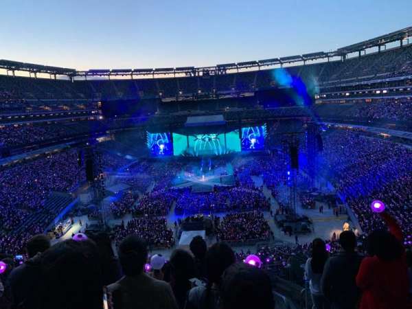 MetLife Stadium, section: 226, row: 8, seat: 1