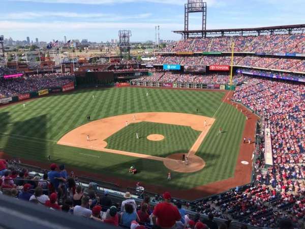 Citizens Bank Park, section: 423, row: 1, seat: 5