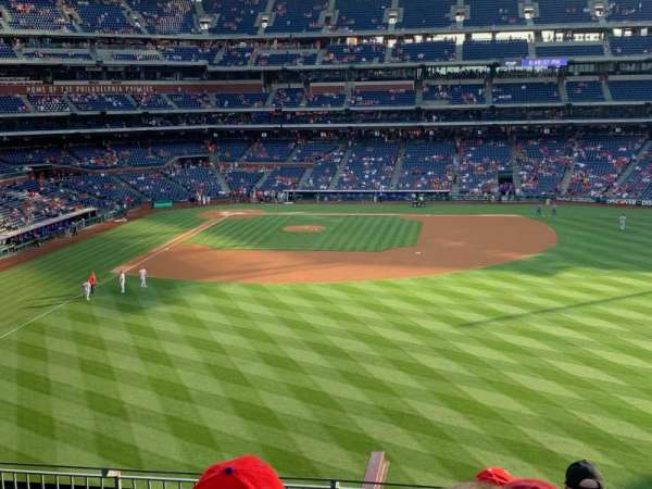 Citizens Bank Park, section: 206, row: 6, seat: 4