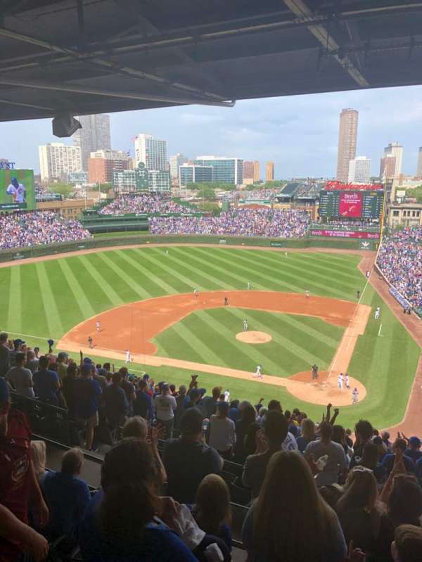 Wrigley Field, section: 414L, row: 5, seat: 15