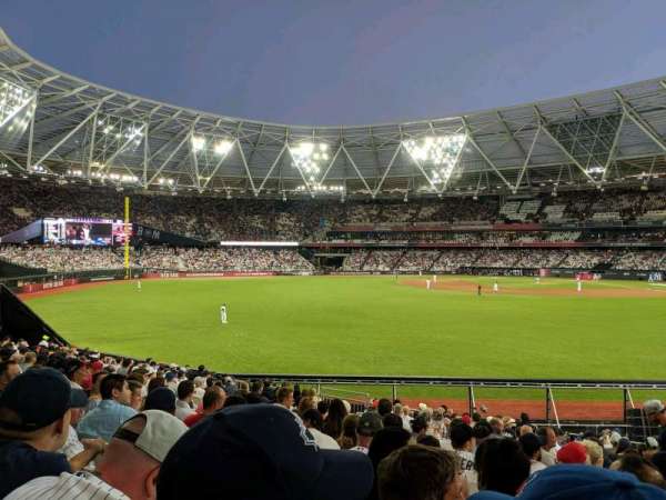 London Stadium, section: 140, row: 25, seat: 169