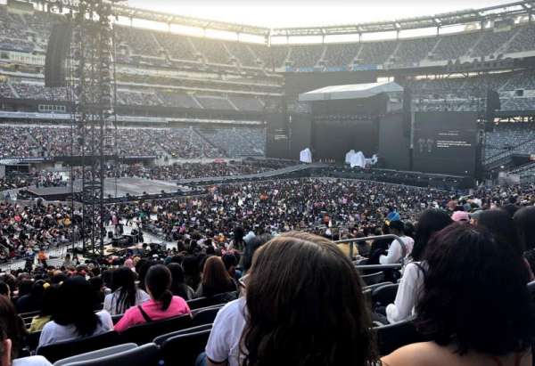 MetLife Stadium, section: 116, row: 34, seat: 7