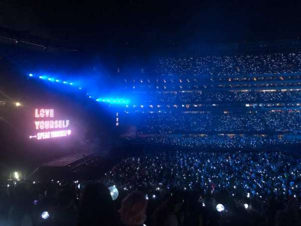 MetLife Stadium, section: 139, row: 28, seat: 22