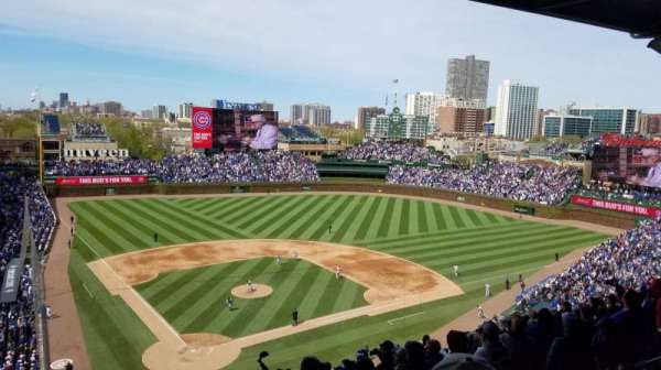 Wrigley Field, section: 420R, row: 2, seat: 7