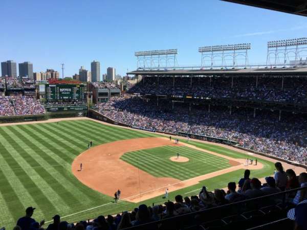 Wrigley Field, section: 408L, row: 2, seat: 7