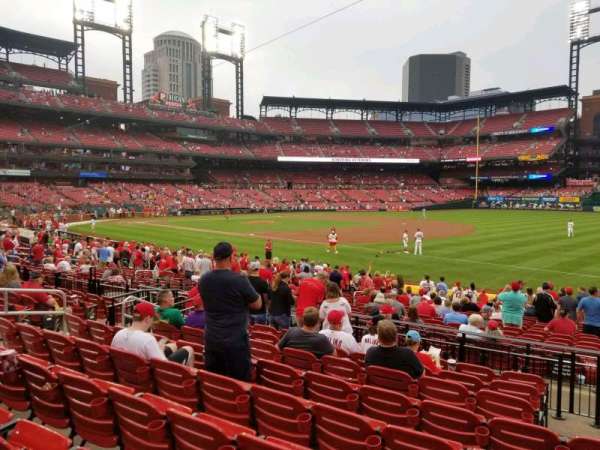 Busch Stadium, section: 138, row: 9, seat: 12