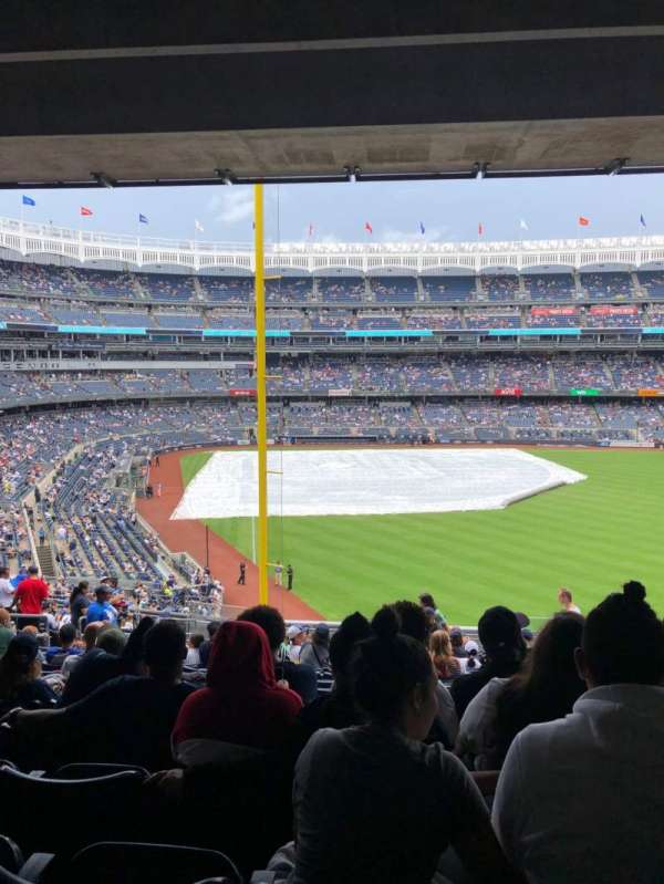 Yankee Stadium, section: Michelob ULTRA Clubhouse