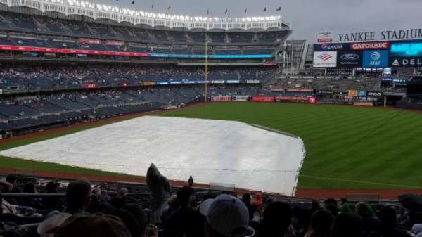 Yankee Stadium, section: 214a, row: 18, seat: 14