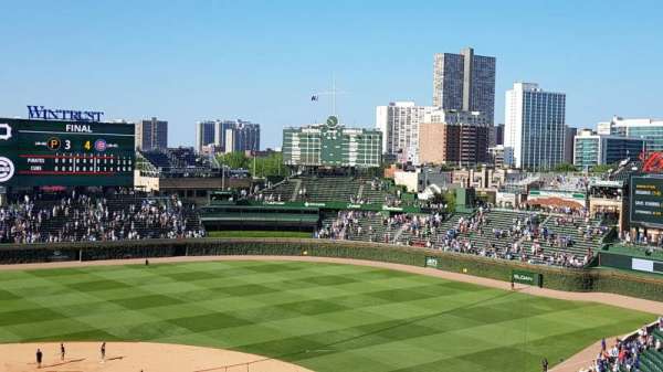 Wrigley Field, section: 321R, row: 1, seat: 9