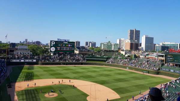 Wrigley Field, section: 321R, row: 1, seat: 9