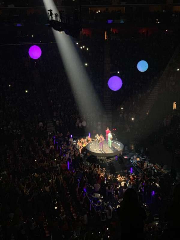 Little Caesars Arena, section: M27, row: 1, seat: 27