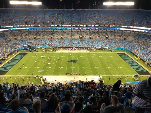 Bank of America Stadium, section: 542, row: 28, seat: 4