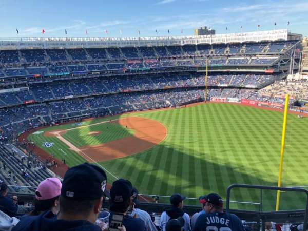 Yankee Stadium, section: 409, row: 6, seat: 2