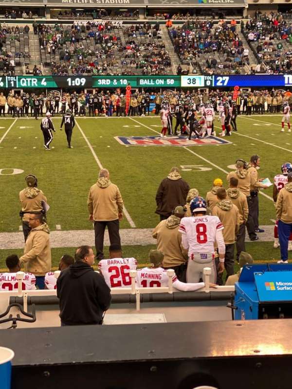 MetLife Stadium, section: 139, row: 7, seat: 31