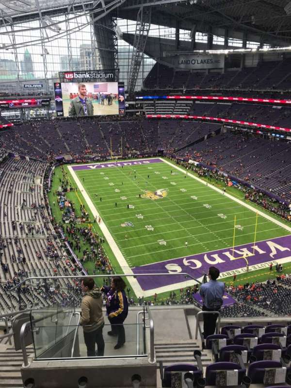 U.S. Bank Stadium, section: 330, row: 8, seat: 15