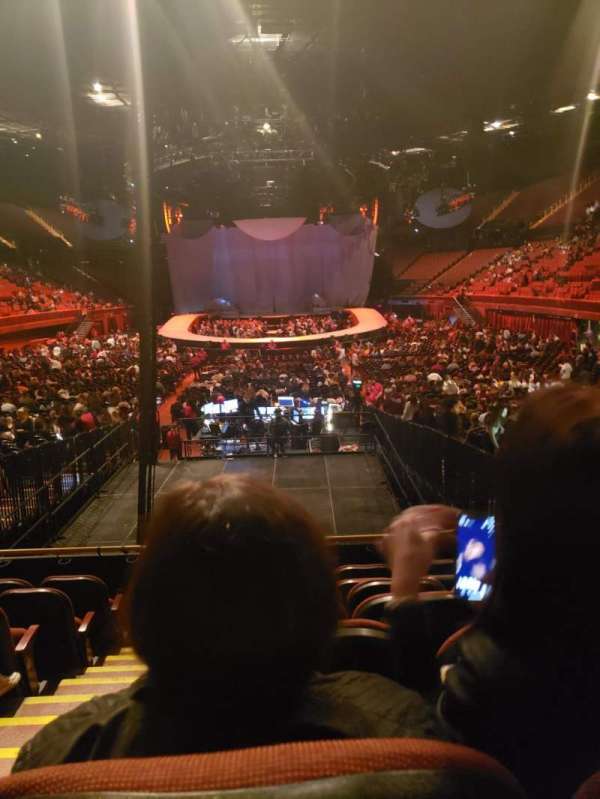Kia Forum, section: 101, row: 7, seat: 1