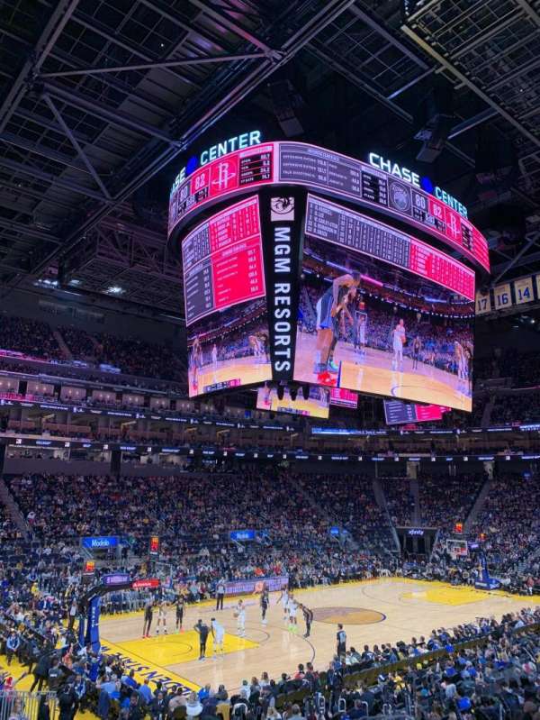 Chase Center, section: 118, row: 11