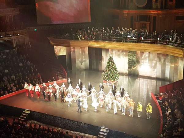 Royal Albert Hall, section: Rausing Circle V, row: 1, seat: 146