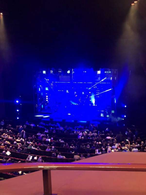 segerstrom hall, section: Loge, row: E, seat: 6