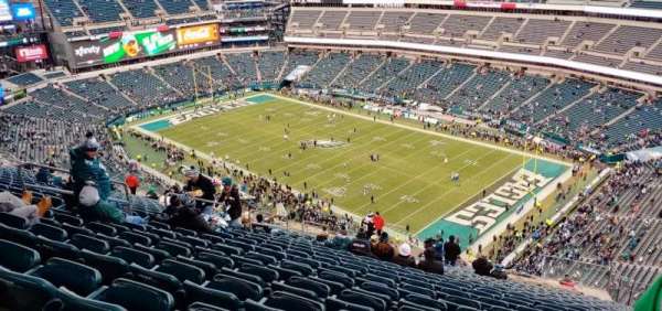 Lincoln Financial Field, section: 207, row: 28, seat: 14
