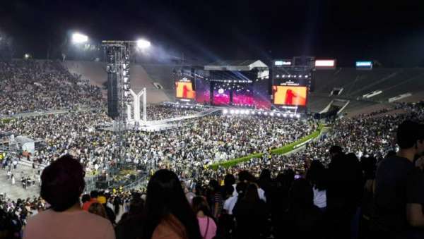 Rose Bowl, section: 15-L, row: 61, seat: 19
