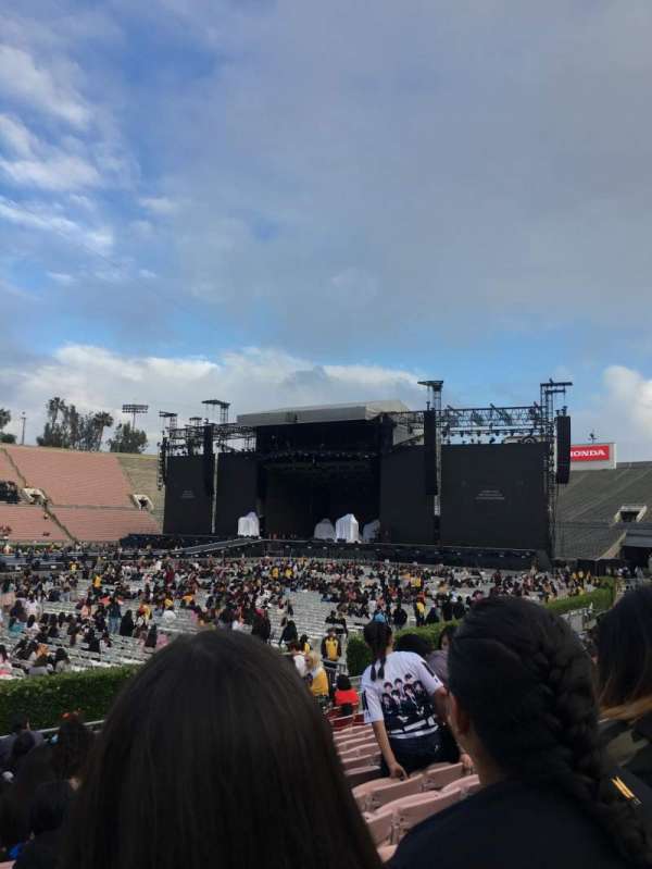 Rose Bowl, section: 16-H, row: 12, seat: 115