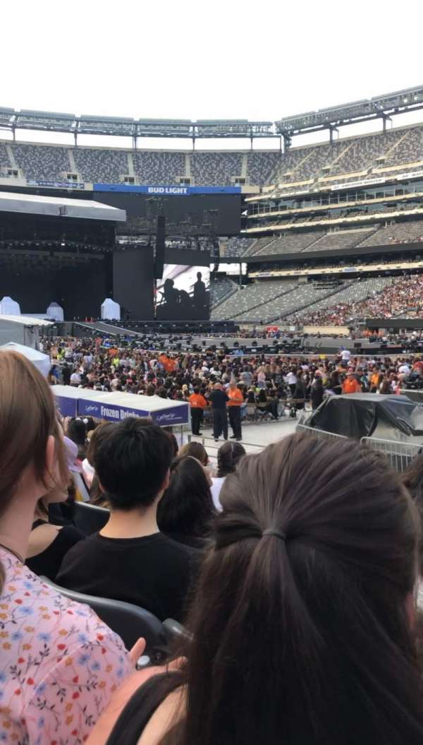 MetLife Stadium, section: 133, row: 7, seat: 6