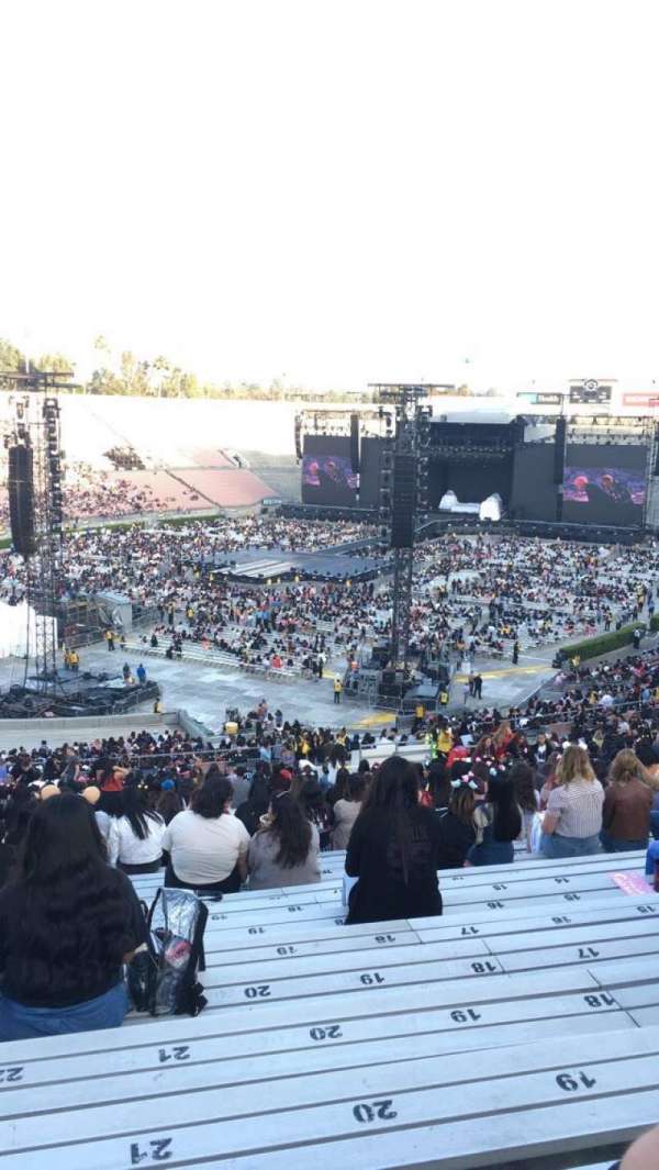 Rose Bowl, section: 14-L, row: 70, seat: 22