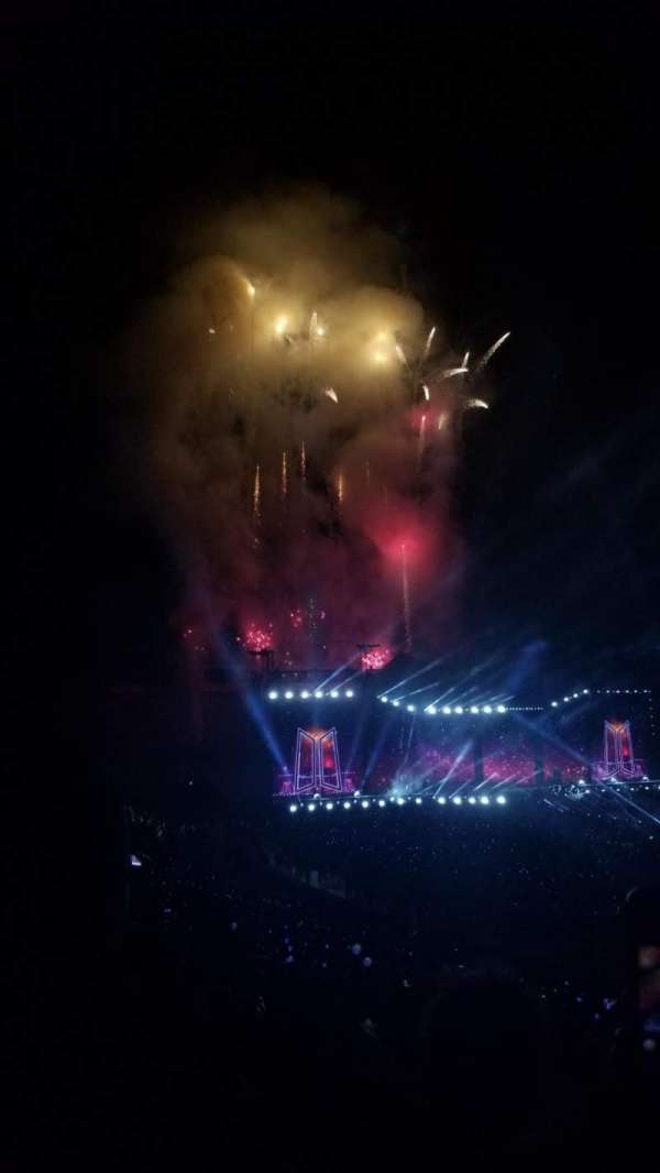Rose Bowl, section: 8-L, row: 45, seat: 7