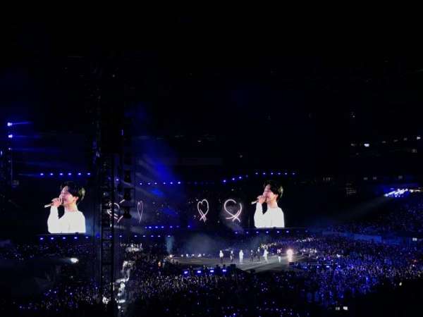 MetLife Stadium, section: 128, row: 33