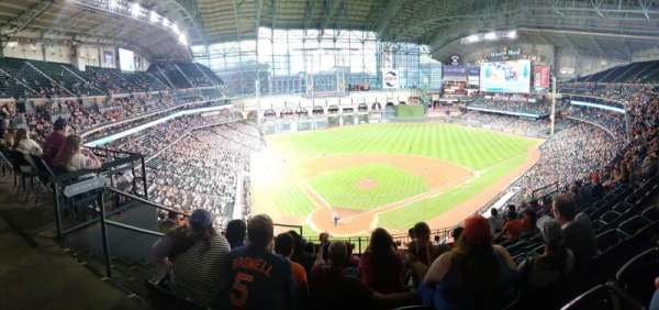 Daikin Park, section: 321, row: 8, seat: 1