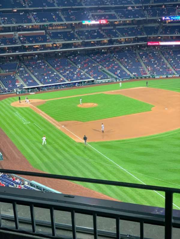 Citizens Bank Park, section: 308, row: 2, seat: 17