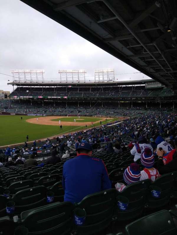 Wrigley Field, section: 204, row: 16, seat: 5