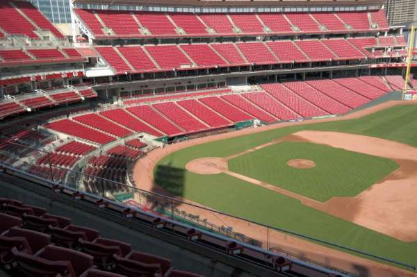 Great American Ball Park, section: 432, row: D, seat: 12