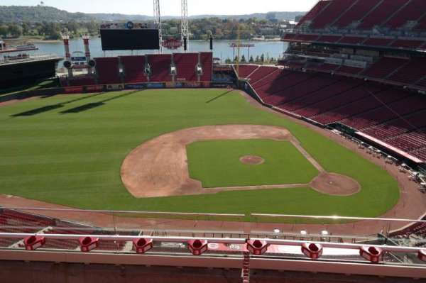 Great American Ball Park, section: 517, row: C, seat: 8