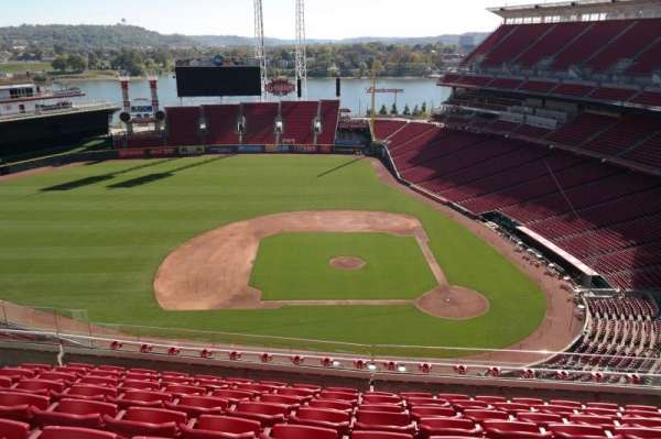 Great American Ball Park, section: 518, row: H, seat: 12