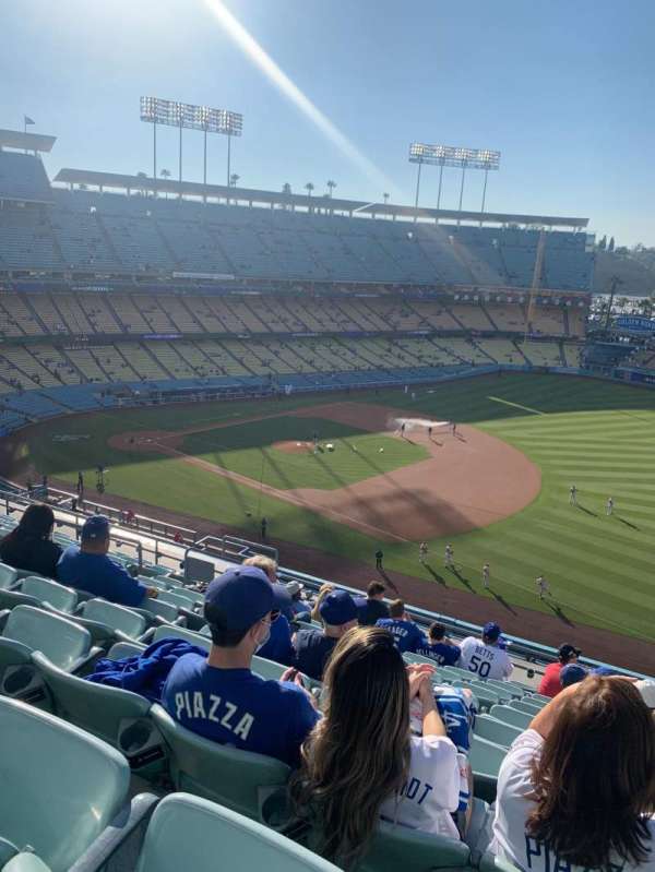 Dodger Stadium, section: 32RS, row: L, seat: 11
