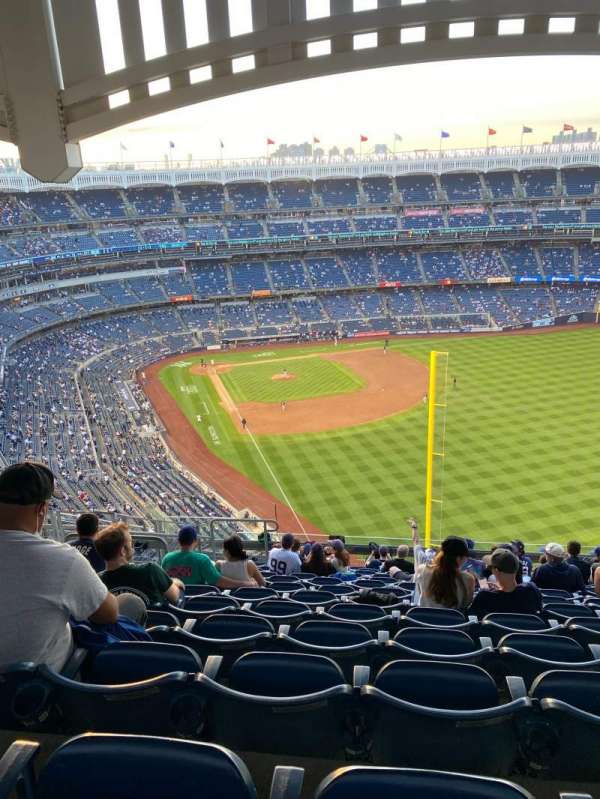 Yankee Stadium, section: 407B, row: 13, seat: 16