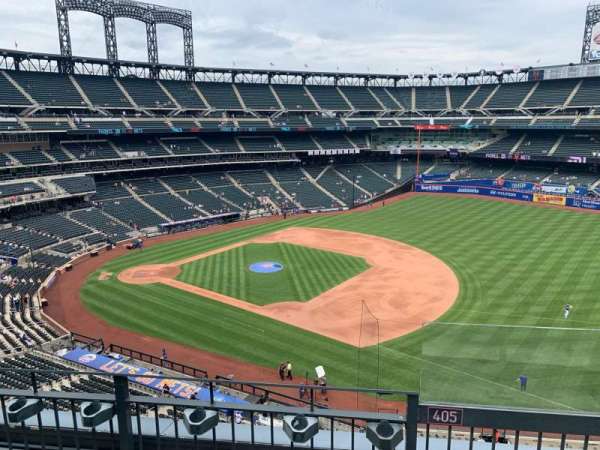 Citi Field, section: 405, row: 3, seat: 21
